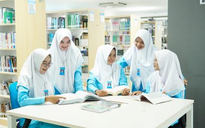 Pendidikan Kebidanan: Mempersiapkan Generasi Bidan Profesional dan Humanis